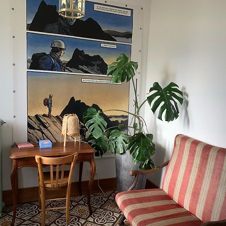 A Deux Pas De La Gare, La Maison Rouge Albertville Eksteriør bilde
